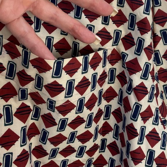 (7-191) Supreme Men's XL Short Sleeve  XL Button Down - Picture 3 of 11